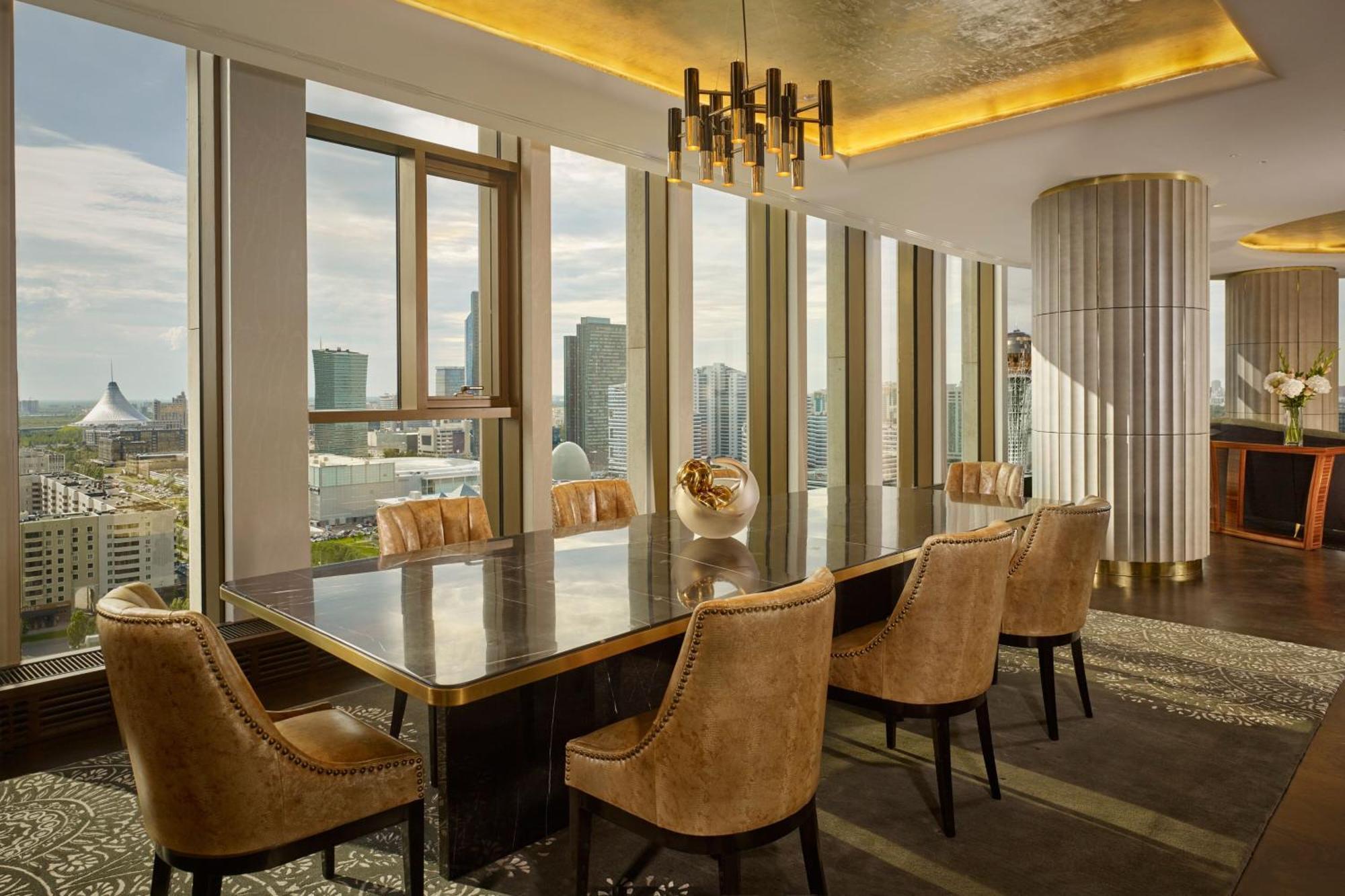 Hotel The Ritz-Carlton, Astana Esterno foto