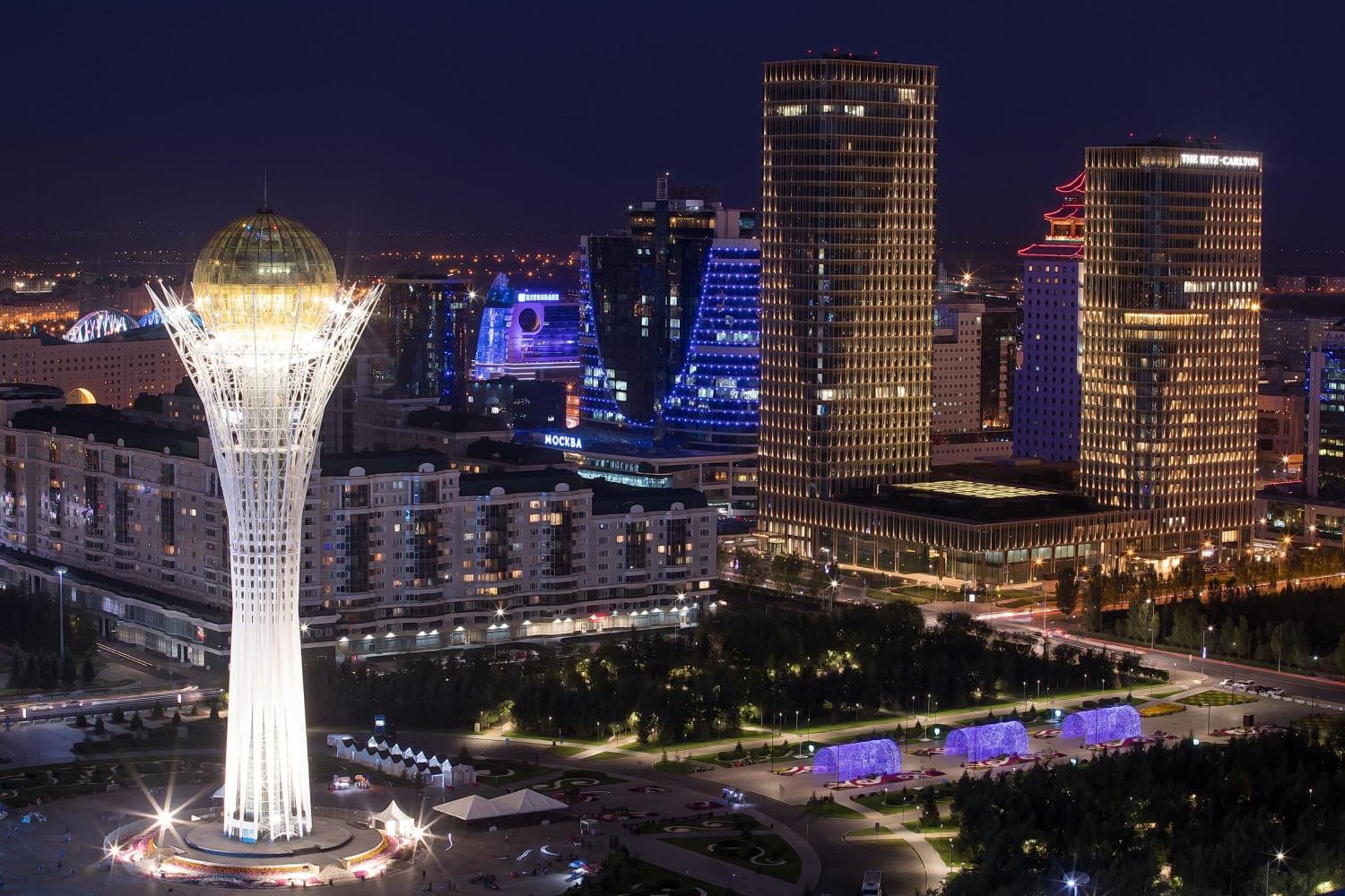 Hotel The Ritz-Carlton, Astana Esterno foto