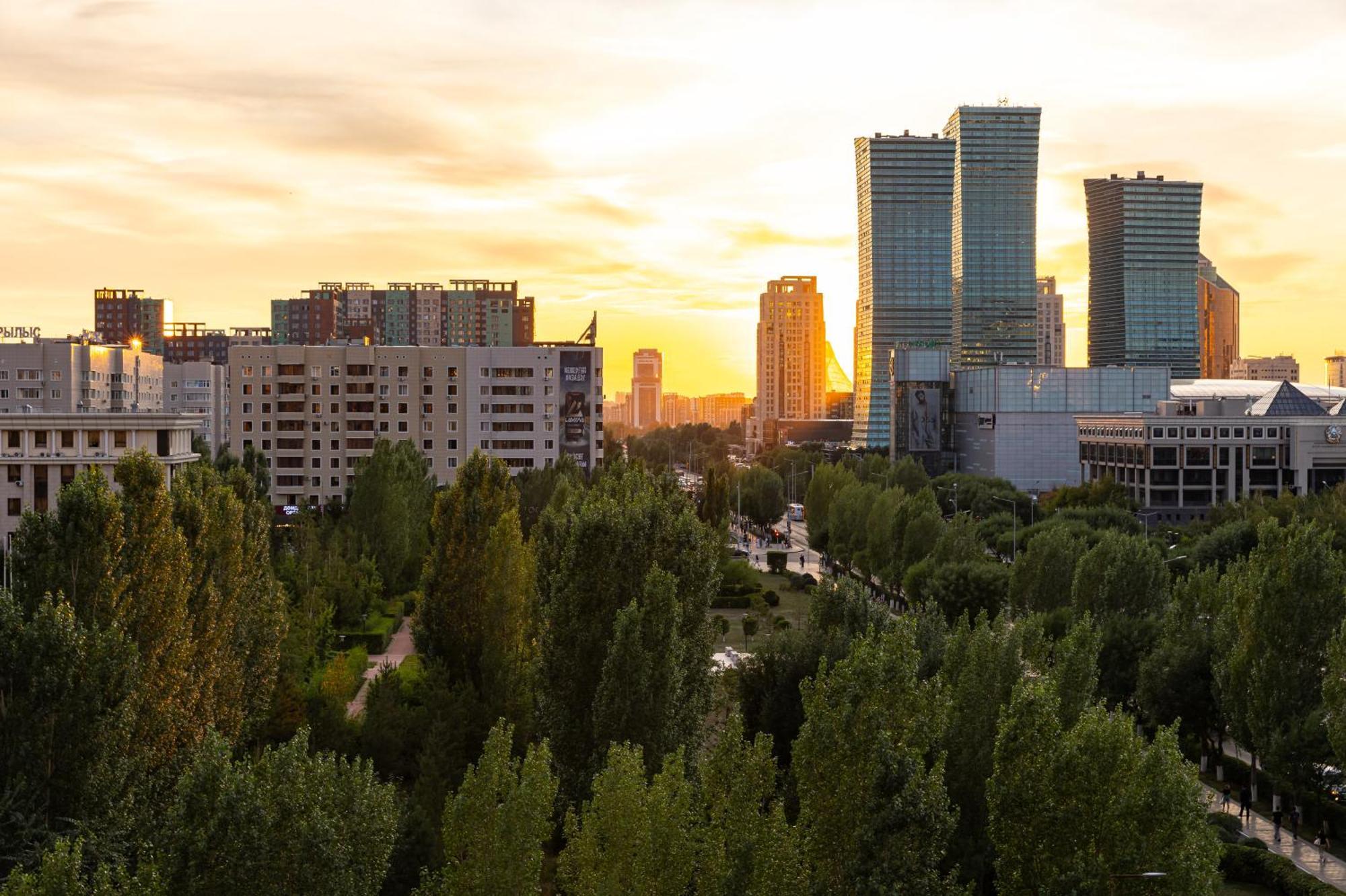 Hotel The Ritz-Carlton, Astana Esterno foto
