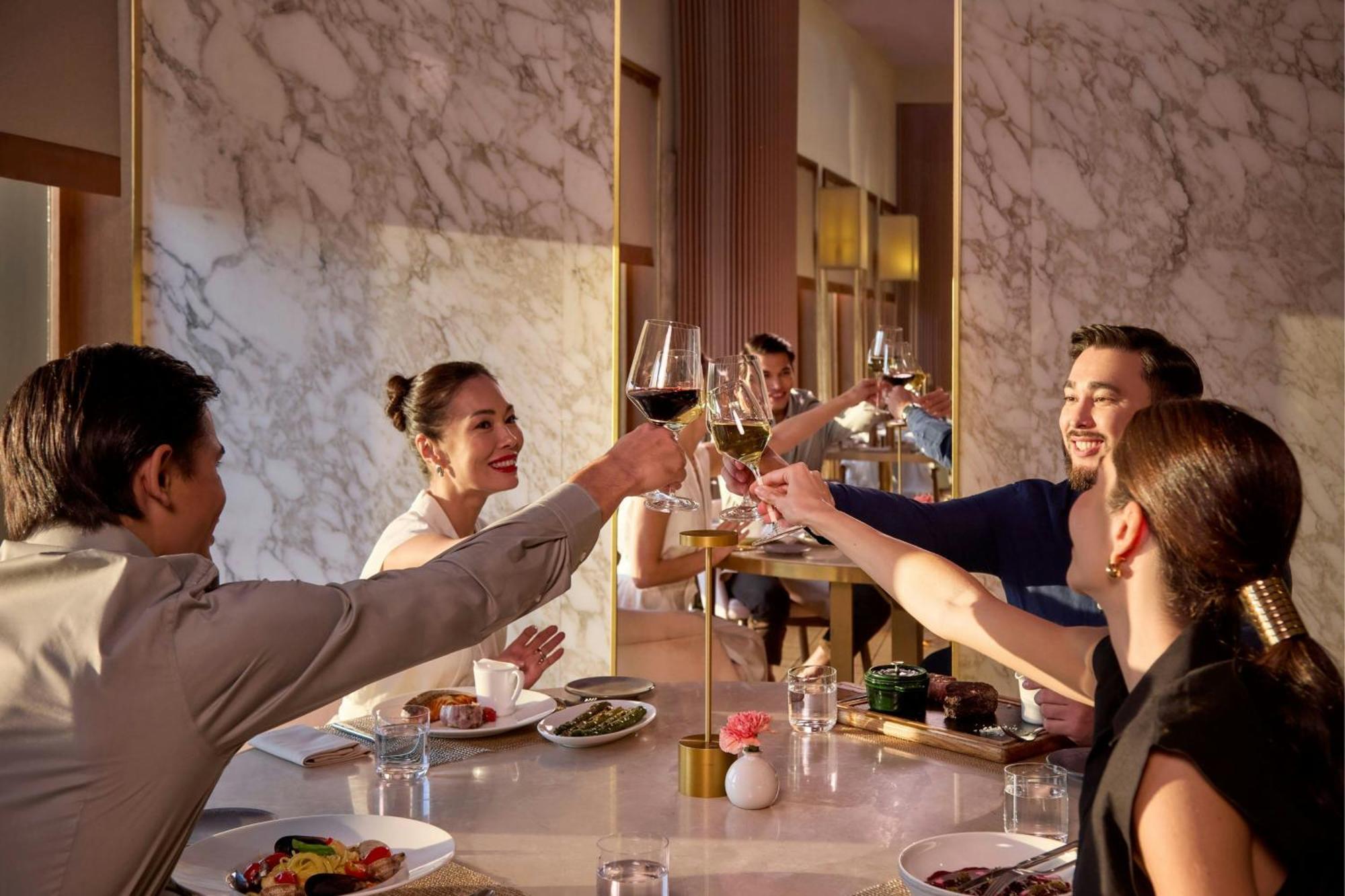 Hotel The Ritz-Carlton, Astana Esterno foto